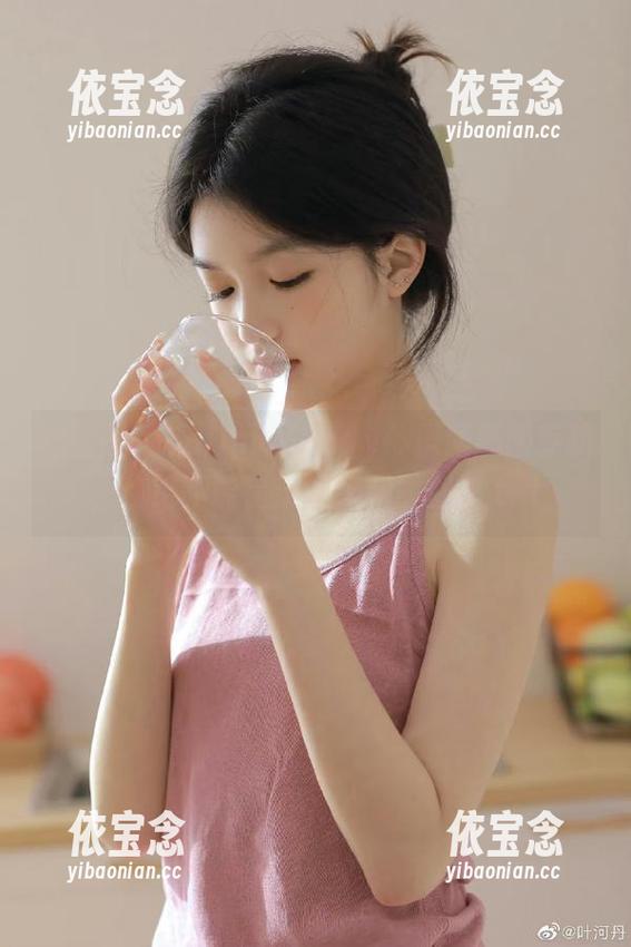 微密圈 - Callmecandy体操服原图专辑，你绝不能错过的福利时刻！.txt
