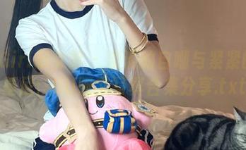 DKGirl御女郎 - 淡淡的自嘲与紧紧的比基尼：UU阿文写真合集分享.txt