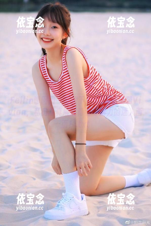 Feilin嗲囡囡-K8傲娇萌萌Vivian Feilin嗲囡囡 - 红裙下的K8傲娇萌萌Vivian,私房写真展现青春与活力的迷人画面!.txt
