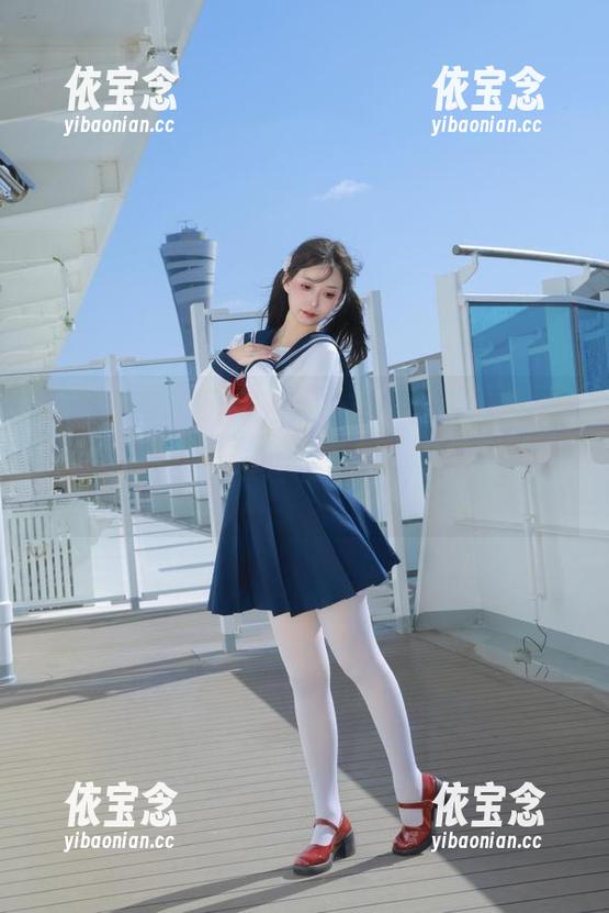 Feilin嗲囡囡 - 最新施忆佳KITTY比基尼写真集，尽情展示她的独特风格与迷人曲线.txt
