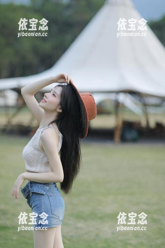 Feilin嗲囡囡-芷儿Momoko Feilin嗲囡囡 - 芷儿Momoko带来全新美足作品更新,尽览她的时尚风采与自信魅力!.txt