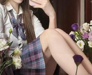 Feilin嗲囡囡 - 看龙女宝宝如何将女王气质融入每一幅写真作品中.txt