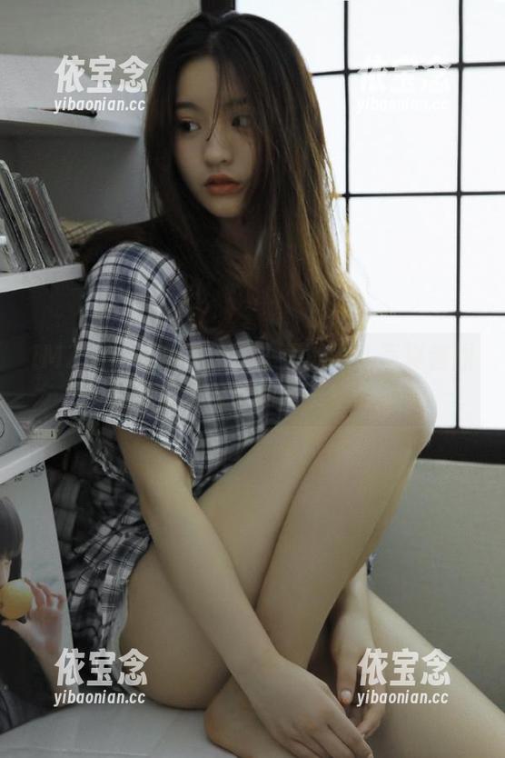IMZSOCK爱美足 - 小天的双人写真套图：展现友情与爱的完美结合.txt