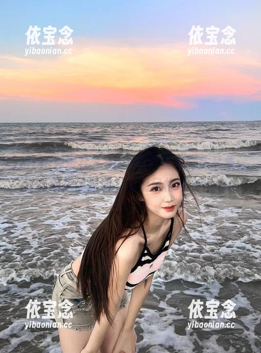 IMiss爱蜜社 - sisy思最新写真作品集：独特裤里丝原图，展现风格与个性.txt