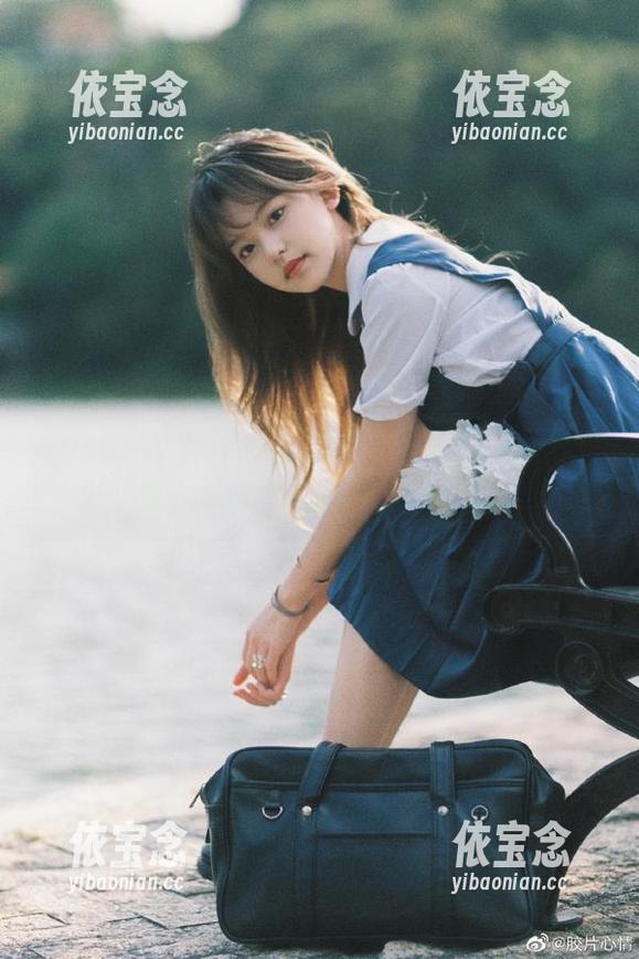 KuukoW女神独特视角：写真作品精选合集，带你领略她的风采.txt