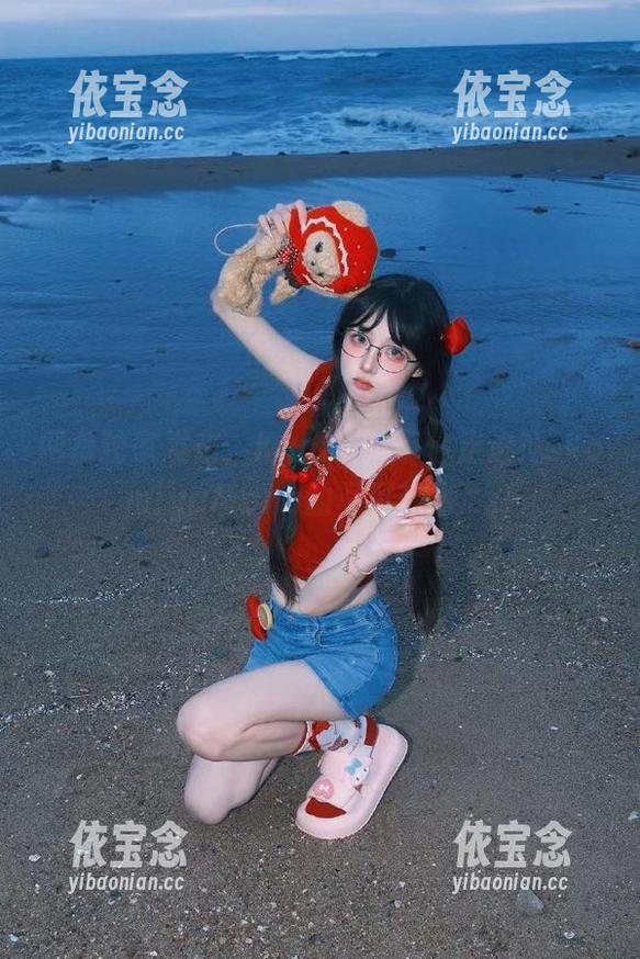 网盘独家发布，KuukoW带你走进NekomiyaMana的写真艺术.txt