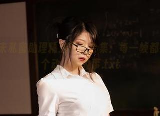 Leah梓未私蜜助理精选作品合集：每一帧都在讲述一个动人的故事.txt