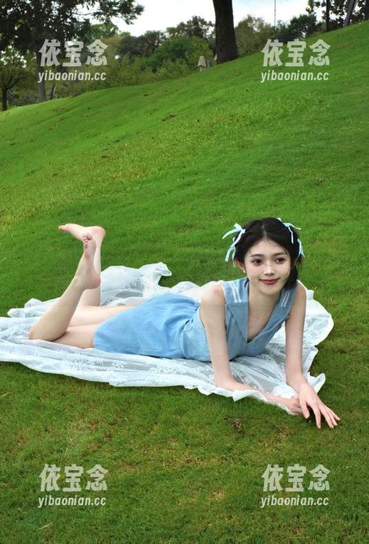 MFStar模范学院 - 林小艺独特视角下的高清少女图集：美丽在此绽放.txt