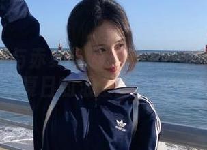 私房美图与赤夏相遇：喵糖映画为你描绘夏日的浪漫图景.txt