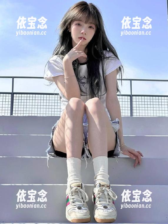 不容错过的免费照片：喵糖映画为你展现粉系轻纱马尾少女魅力.txt