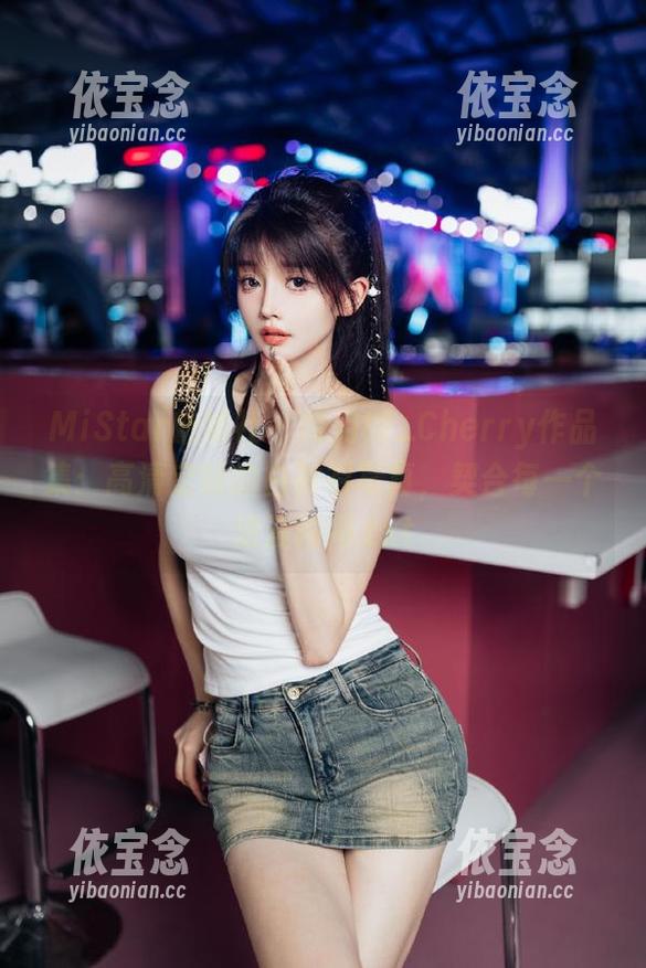 MiStar魅妍社 - 绯月樱_Cherry作品集：高清定制的白衬衫写真，契合每一个浪漫瞬间.txt
