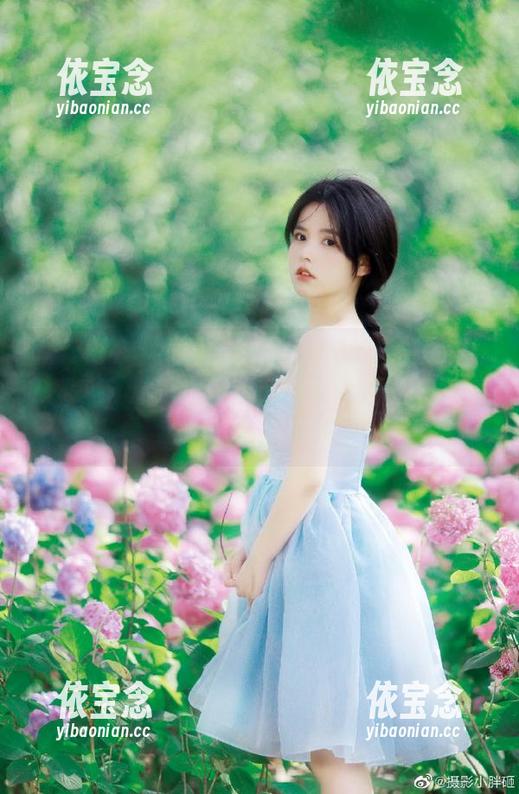 MiiTao蜜桃社 - 办公室心灵捕手——桃乃香Tina的写真套图合集，展现职场新气息.txt