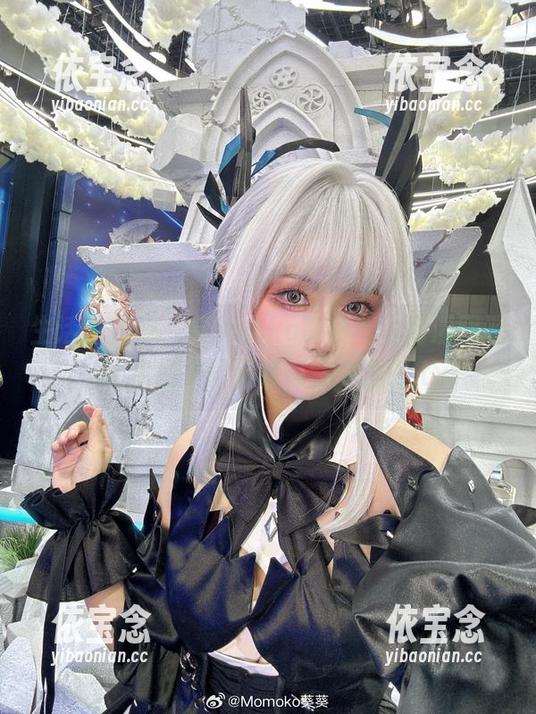 生活的美好，Momoko葵葵毛衣高清图册，让我们共同品味每一寸温暖.txt