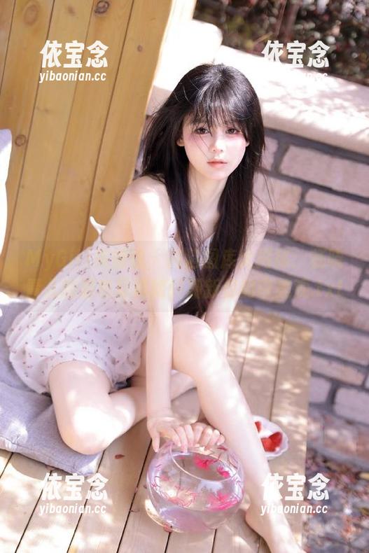 MyGirl美媛馆 - 高清图库大揭秘：杨晓青儿的居家写真如何刷新你的审美观.txt