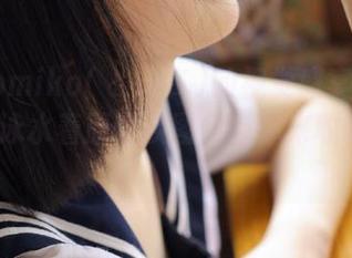 漫游Tomiko(とみこ)的视觉盛宴：Fantia-竞泳水着原图及图包等你来收藏！.txt