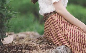 UGirls尤果网 - 福利分享！乔依琳在浴室的私密写真作品，展示独特魅力.txt