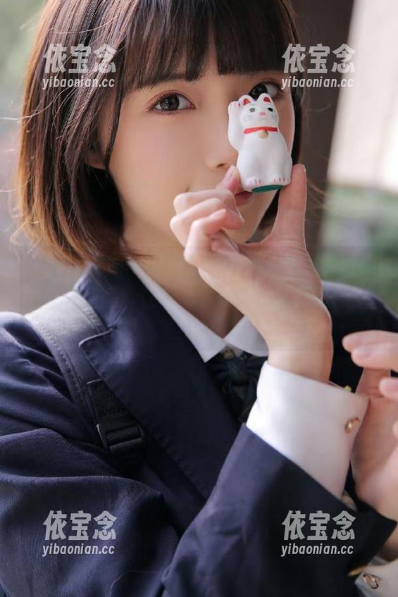 UGirls尤果网 - 关注乔依琳，免费获取她的白裙作品，让你的衣柜瞬间晋升时尚！.txt