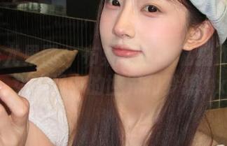 UGirls尤果网 - 布莱尔昆娜私拍作品解密：女孩眼中的世界和梦想.txt