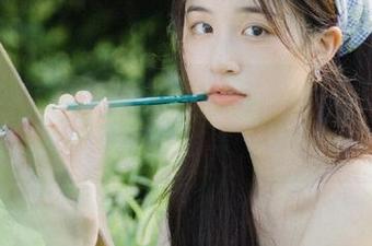 UGirls尤果网 - 近距离欣赏松果儿秘书在线图片，让你爱上每一次瞬间.txt