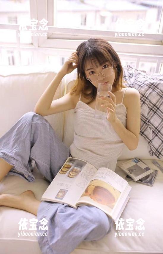 UGirls尤果网-温鈊怡 UGirls尤果网 - 套图里的温鈊怡护士风情,无圣光下的柔美瞬间.txt