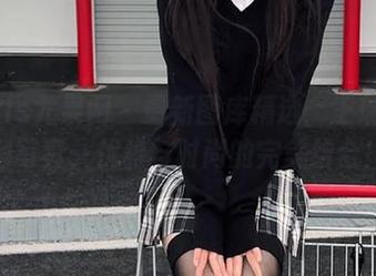 UGirls尤果网 - 最新图库精选：王瑞儿白色系列写真，优雅与时尚的完美结合！.txt