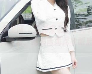 UGirls尤果网 - 震撼来袭！王谨轩黑丝新写真图片更新，绝美画面尽收眼底！.txt