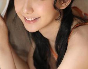 UGirls尤果网 - 无圣光的诱惑，芊小童丝袜写真合集带你感受魅力无限.txt