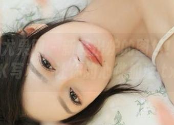 UGirls尤果网 - 新鲜出炉的图包！许文婷JK写真，让你的心跳加速.txt