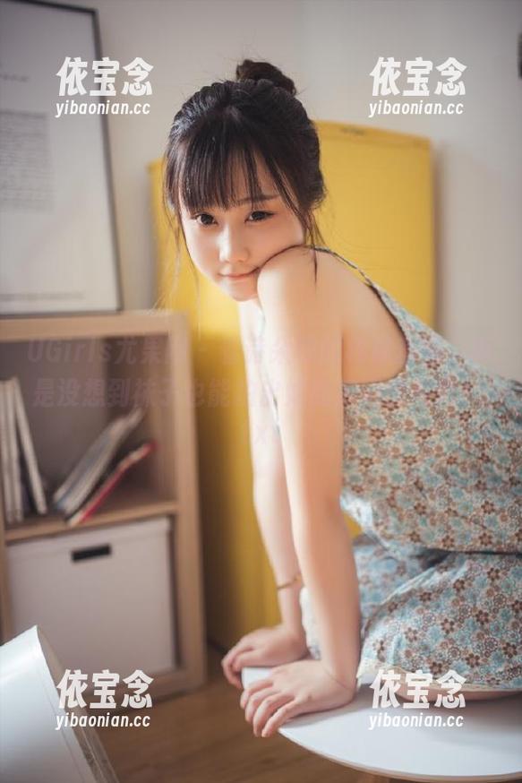 UGirls尤果网 - 看诗朵雅的棉袜套图，真是没想到袜子也能拍出如此魔幻的写真！.txt
