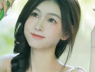 UGirls尤果网 - 清新脱俗的谭睿琪职业装，再现美图壁纸魅力风范.txt