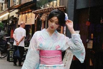UGirls尤果网 - 赵伊彤双马尾写真合集：甜美风范在每一张中的绽放.txt