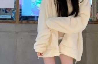 高清图集：Uhye(이유혜)的死库水之旅，重温青春与绝美瞬间.txt