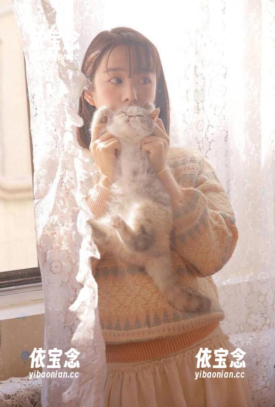 Xiuren秀人网 - 周周不吃香菜黑丝作品首发，免费下载她的绝美写真照片.txt