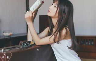 Xiuren秀人网 - 高清写真资源之旅：与四月月妹妹一起，探寻美丽与艺术的奇妙交融.txt