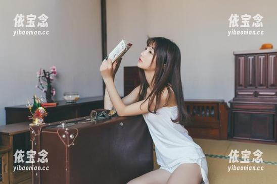 Xiuren秀人网 - 高清写真资源之旅：与四月月妹妹一起，探寻美丽与艺术的奇妙交融.txt