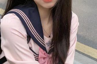 Xiuren秀人网 - 大琪琪Emily的高清写真套装，轻松诠释青春气息与独特风格.txt