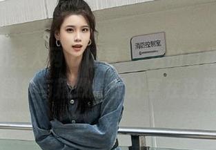 Xiuren秀人网 - 收录婠婠么的白裙魅力，超美图集与精致原图分享在这里.txt