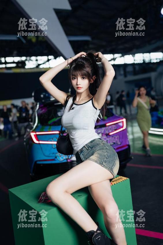 Xiuren秀人网 - 张美荧女孩写真，在线美图带你领略别样风情，槽点满满！.txt