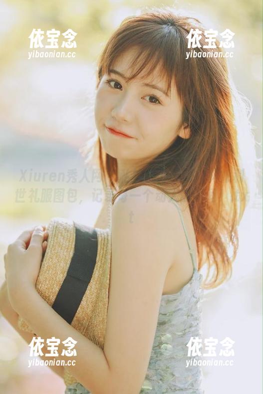 Xiuren秀人网 - 私拍魅力无限：抖娘利世礼服图包，记录每一个动人的瞬间！.txt