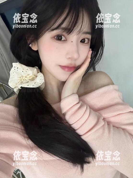 Xiuren秀人网 - 抖娘利世套装作品大赏，高清图片等你下载，展现迷人魅力！.txt