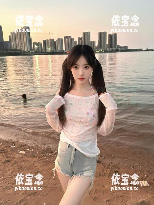 Xiuren秀人网 - “梓萱Crystal泳衣”写真作品特辑：记录美丽瞬间的夏日海边邂逅.txt