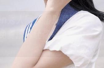 Xiuren秀人网 - 借助和服，燕甘甘展现自我：免费图片让你领略她的多面风采.txt