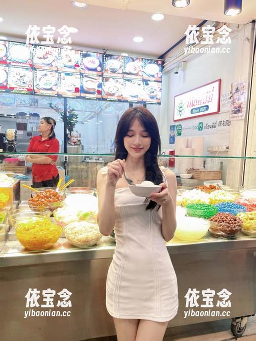 Xiuren秀人网 - 王伊纯女王写真图包：每一张都是她的无畏与动人.txt