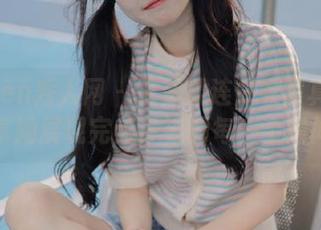 Xiuren秀人网 - 王曼柔连体衣写真合集：分享她展现完美身姿的每一个瞬间.txt