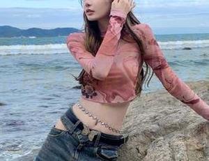 Xiuren秀人网 - 免费分享绮里嘉Carina双人写真，尽享唯美瞬间与艺术魅力！.txt