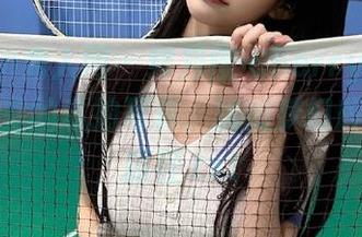 Xiuren秀人网 - 绯月樱-Cherry带你走进办公室的私拍写真，犹如梦幻般的艺术旅程.txt