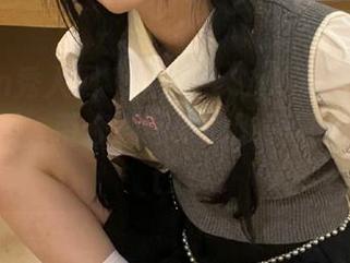 Xiuren秀人网 - 金妍兮Saki夏日写真集全新更新，带你领略她的唯美夏季风情！.txt