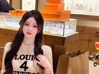 YouMi尤蜜荟 - 宋KiKi比基尼大揭秘，夏日写真美图让你领略风情万种！.txt