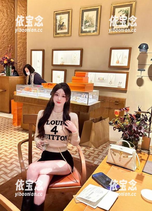 YouMi尤蜜荟 - 宋KiKi比基尼大揭秘，夏日写真美图让你领略风情万种！.txt