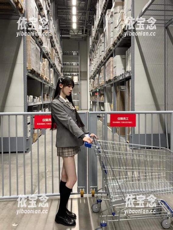 beautyleg - 与Flora厨娘一起感受美图的力量：图包中藏着的不仅仅是美食.txt